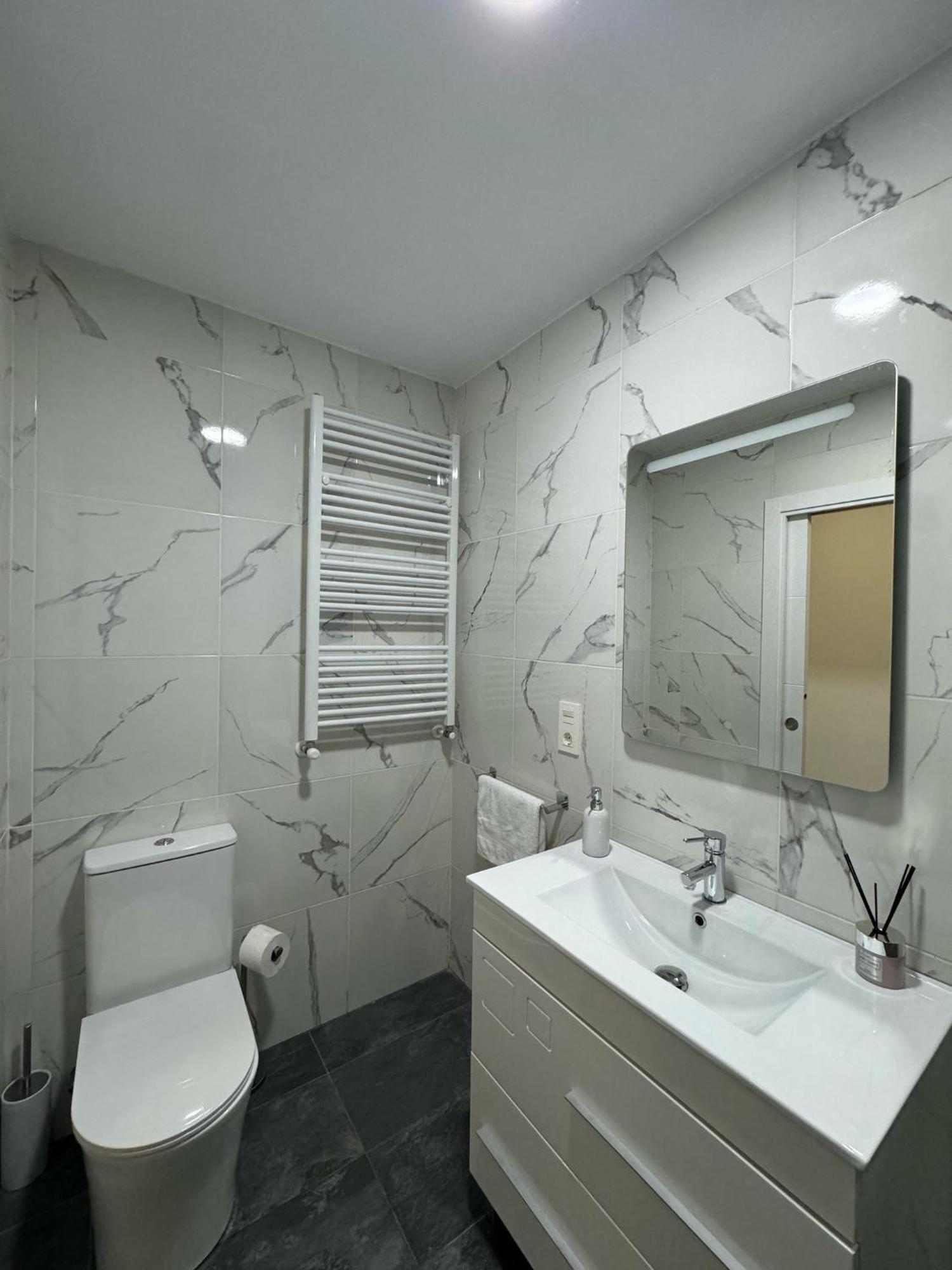 Piso Nuevo A 10 Minutos De San Sebastian Apartment Lasarte Oria Екстериор снимка